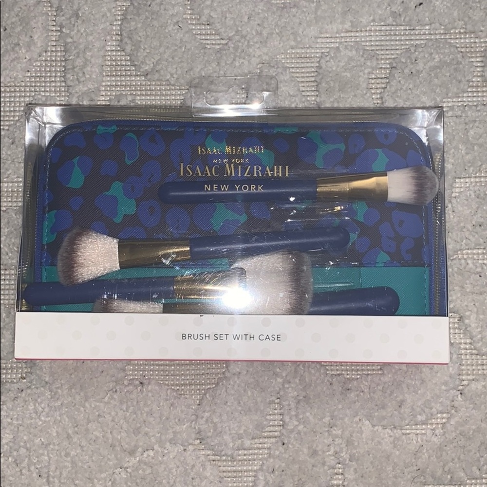 Isaac Mizrahi Brush Set with Case